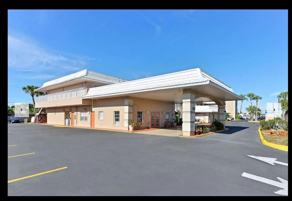 Travelodge By Wyndham Venice Venice Gardens Екстериор снимка