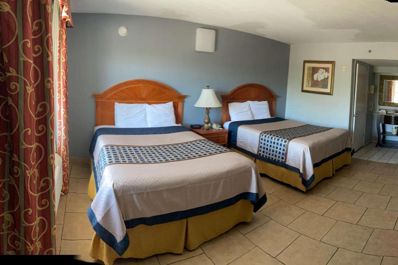 Travelodge By Wyndham Venice Venice Gardens Екстериор снимка