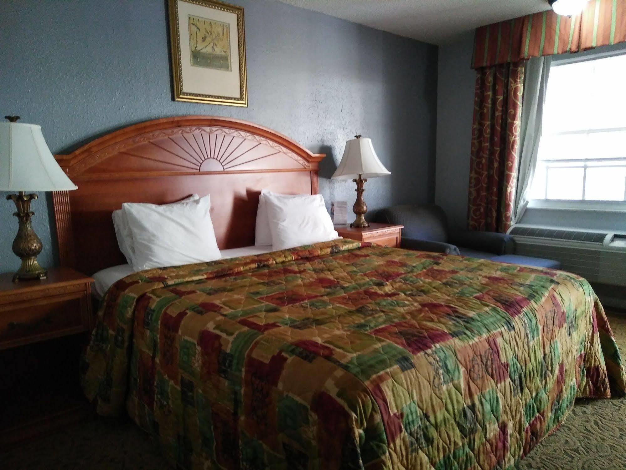 Travelodge By Wyndham Venice Venice Gardens Екстериор снимка