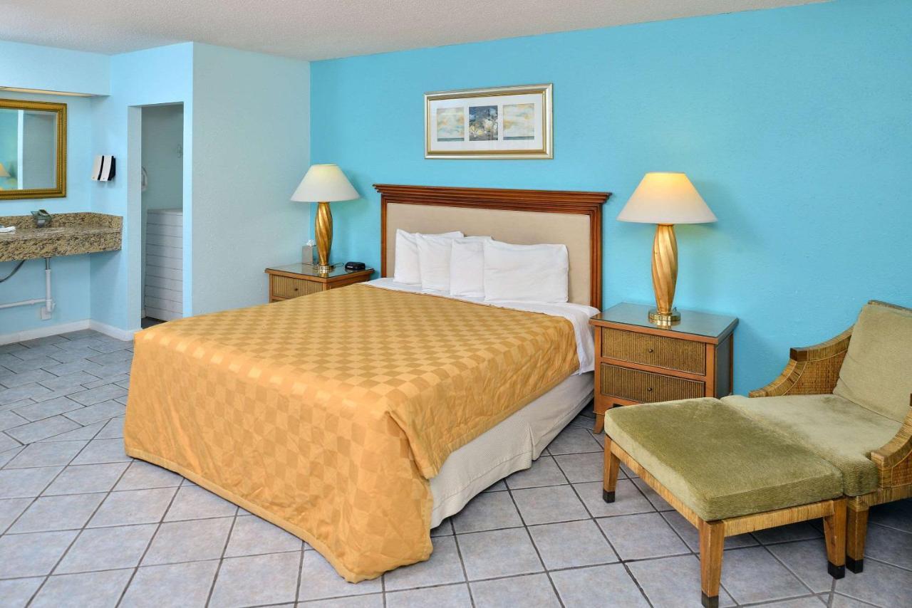 Travelodge By Wyndham Venice Venice Gardens Екстериор снимка